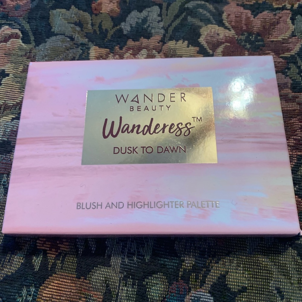 WANDER BEAUTY DUSK TO DAWN EYE AND CHEEK PALETTE